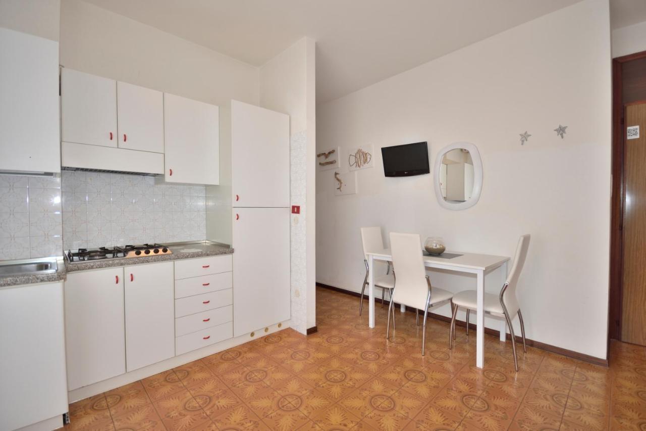 Residence Ranieri Бибионе Екстериор снимка